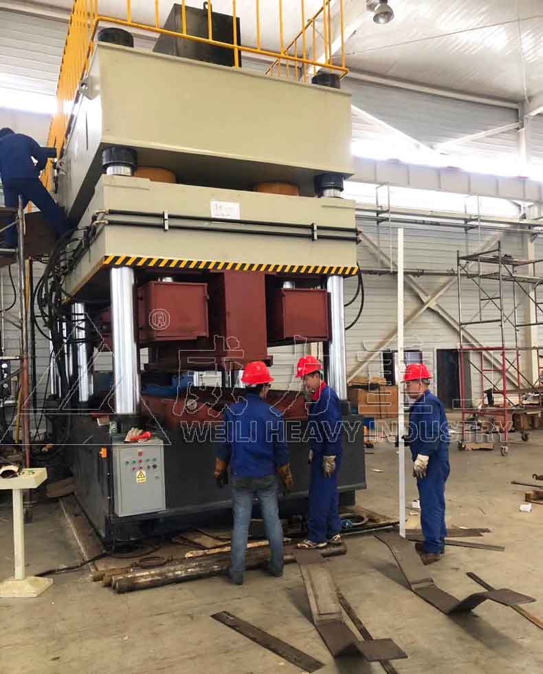 汽車(chē)縱梁壓制成型專(zhuān)用液壓機(jī)