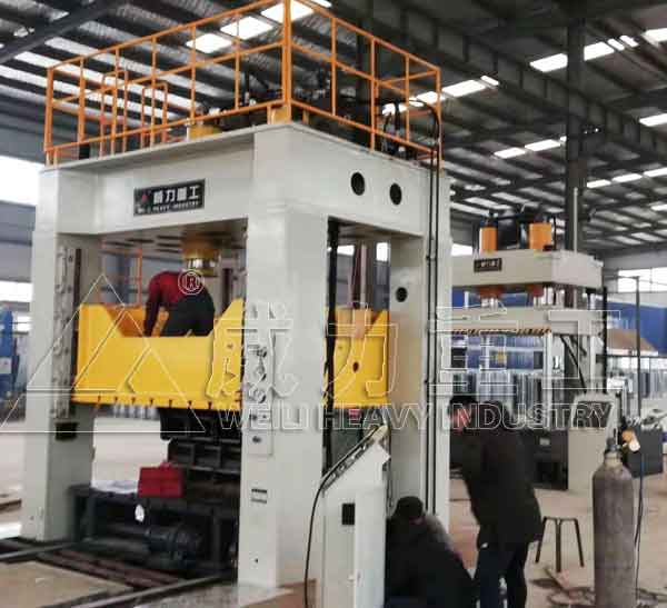 1500噸框架式復(fù)合材料液壓機